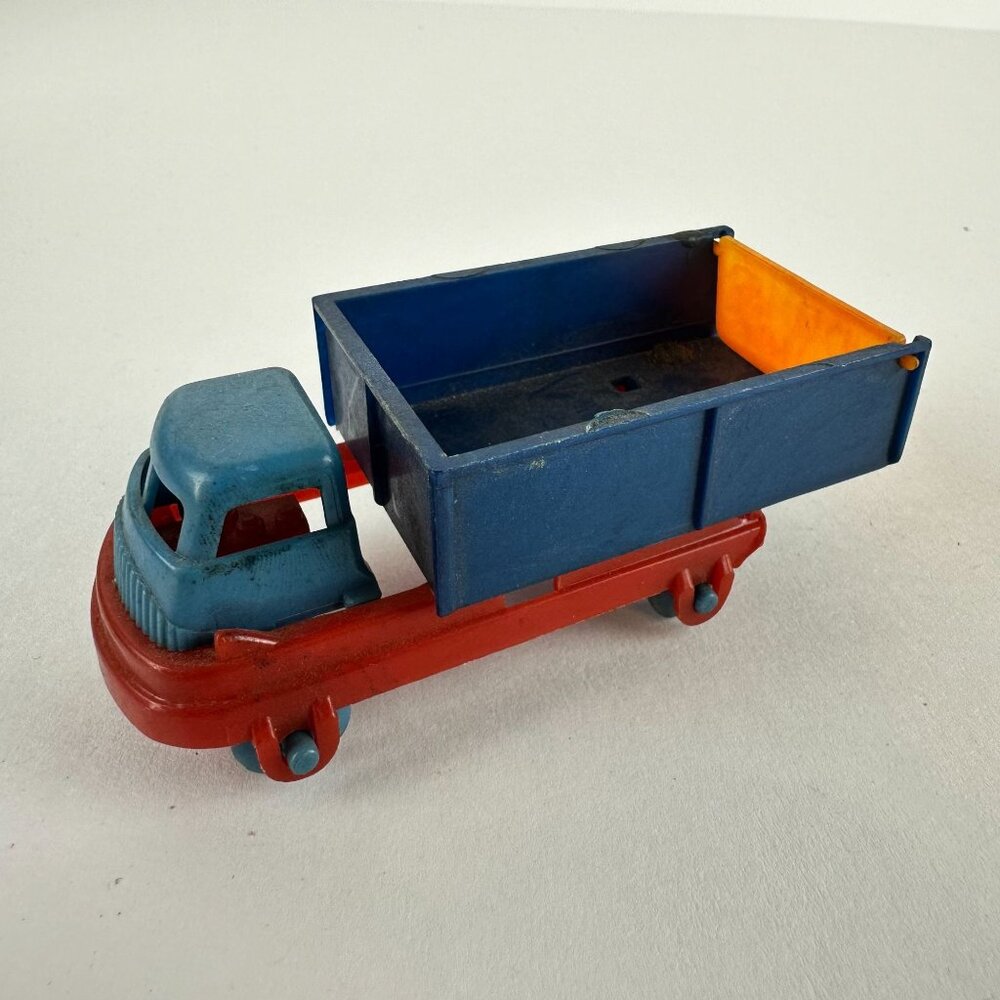 Vintage Gilmark Plastic Dump Truck Toy Model USA